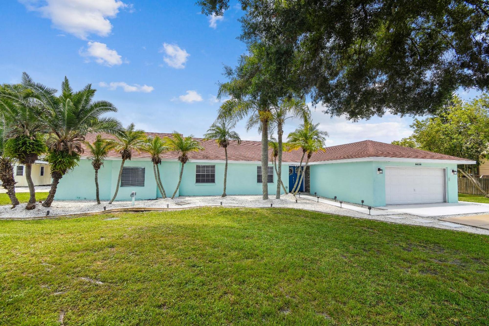 Lake House Westchase Area. Heated Pool Waterfront! Tampa Buitenkant foto