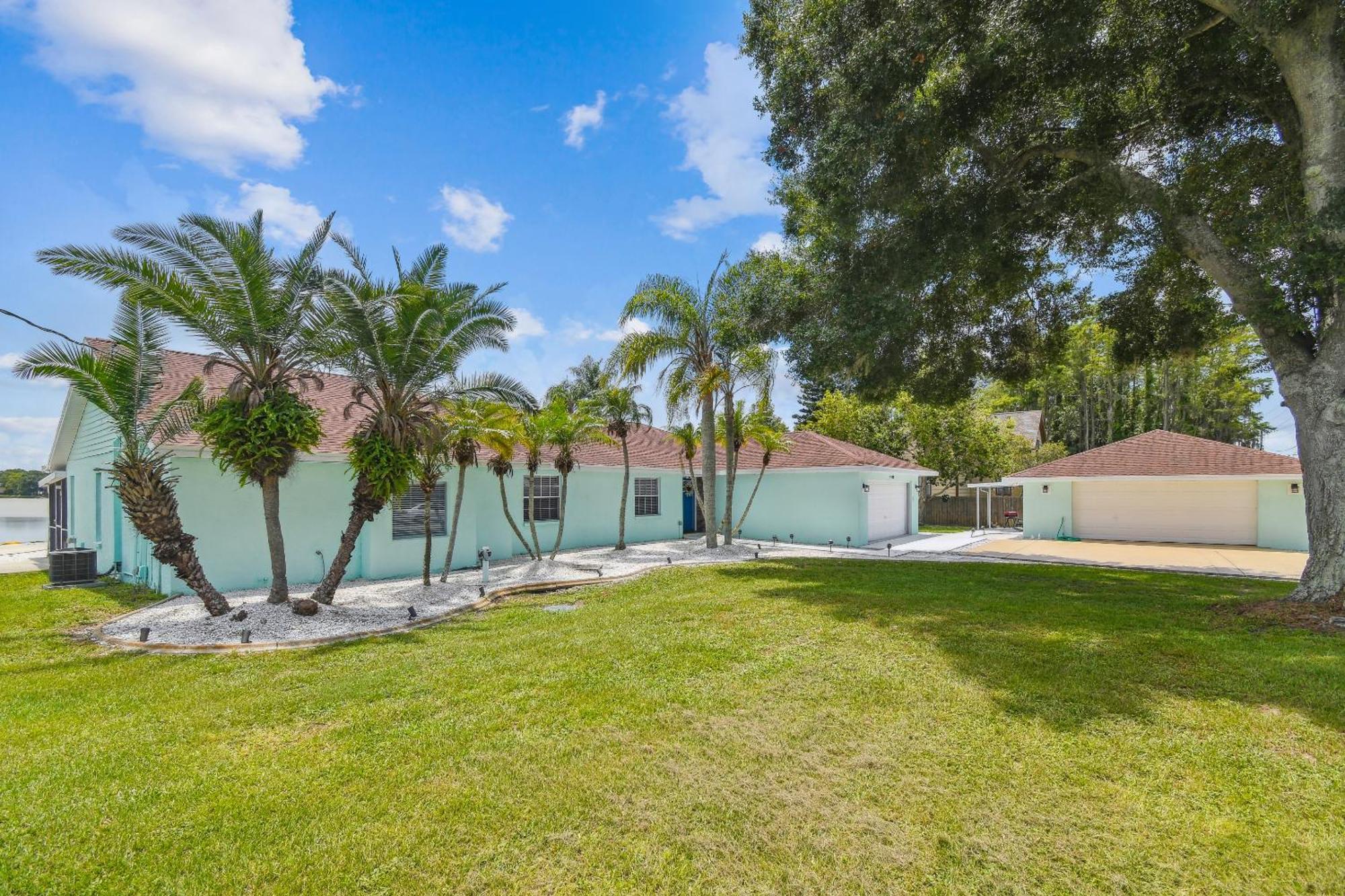 Lake House Westchase Area. Heated Pool Waterfront! Tampa Buitenkant foto