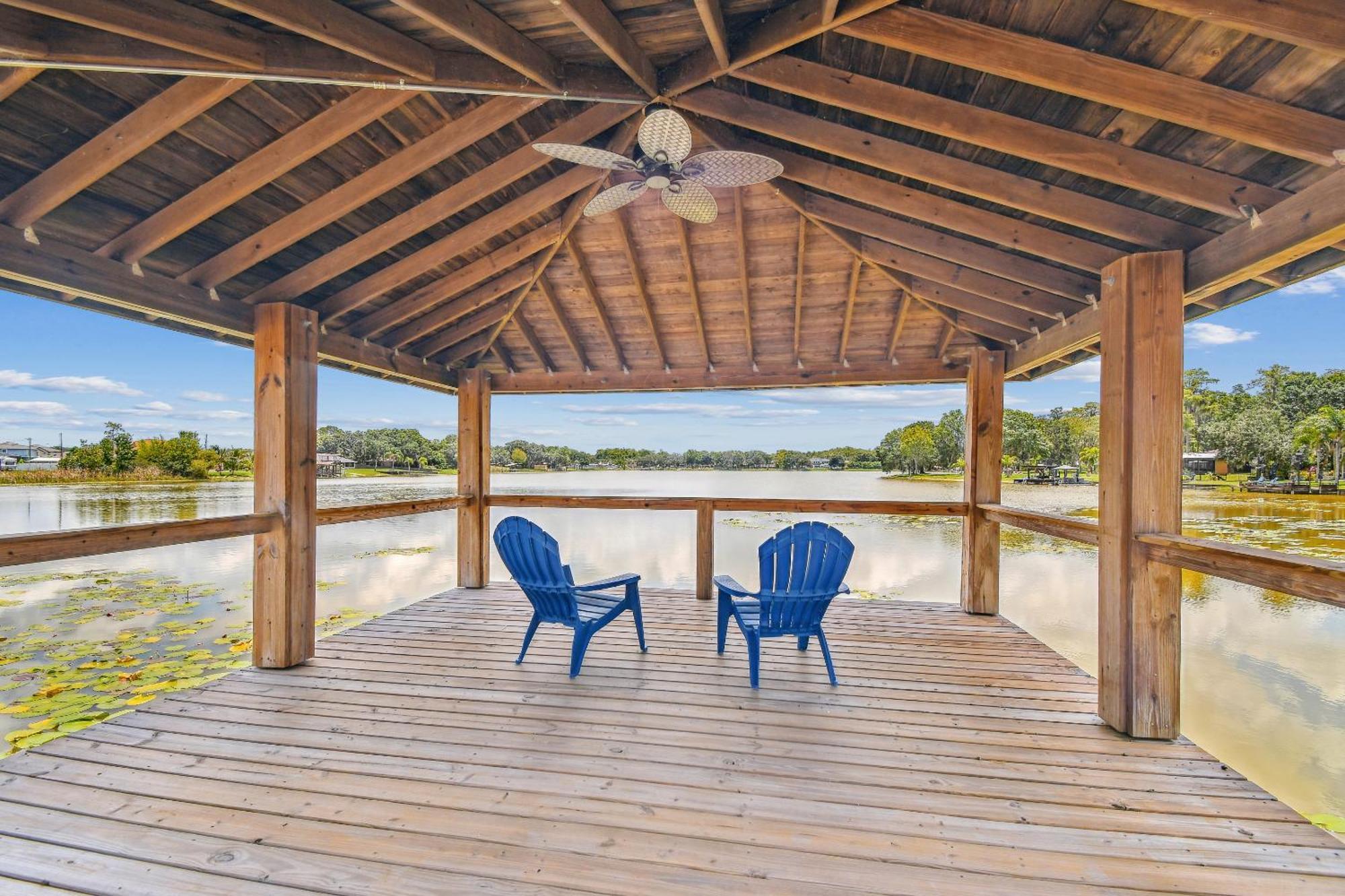 Lake House Westchase Area. Heated Pool Waterfront! Tampa Buitenkant foto