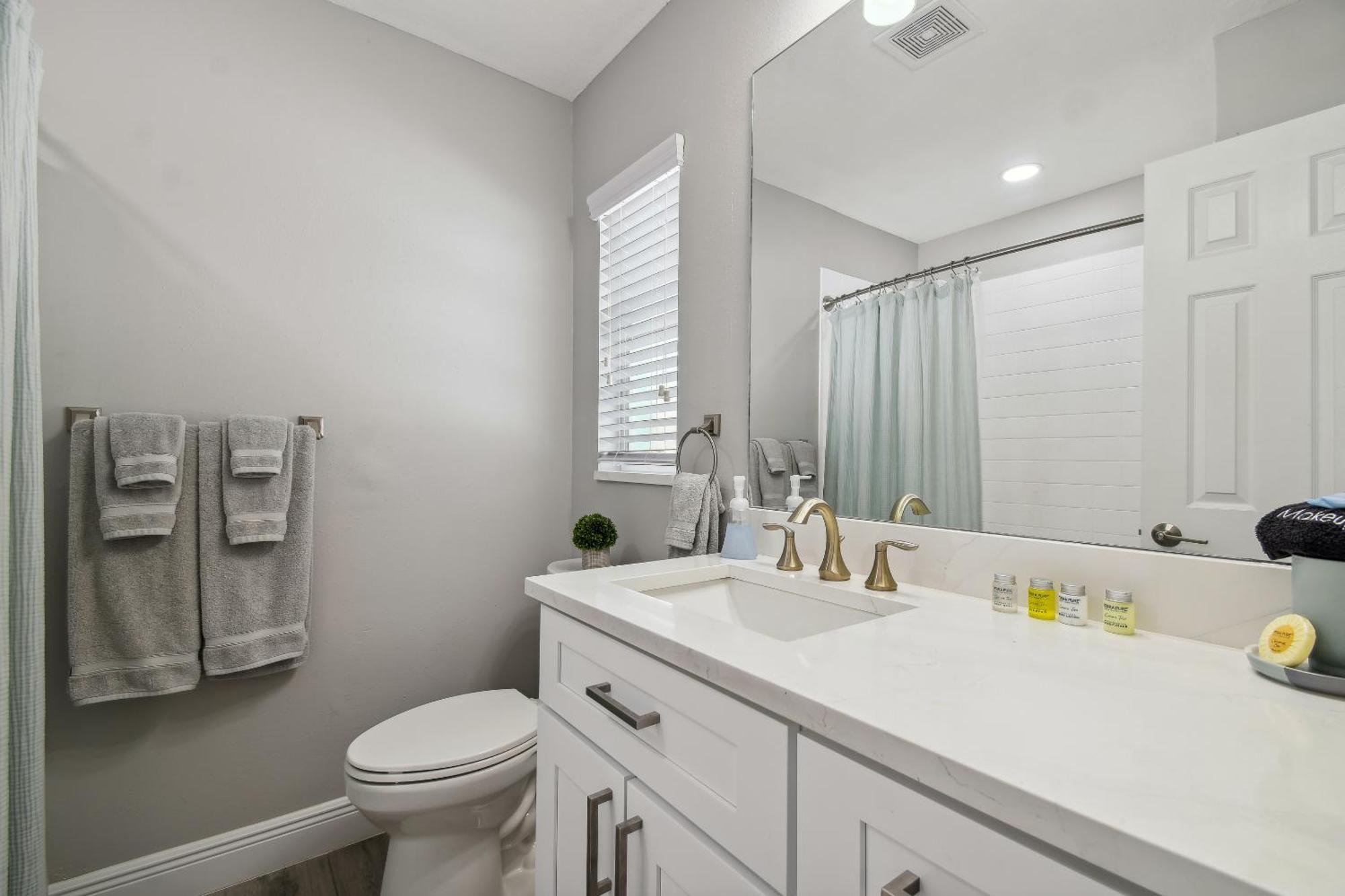 Lake House Westchase Area. Heated Pool Waterfront! Tampa Buitenkant foto