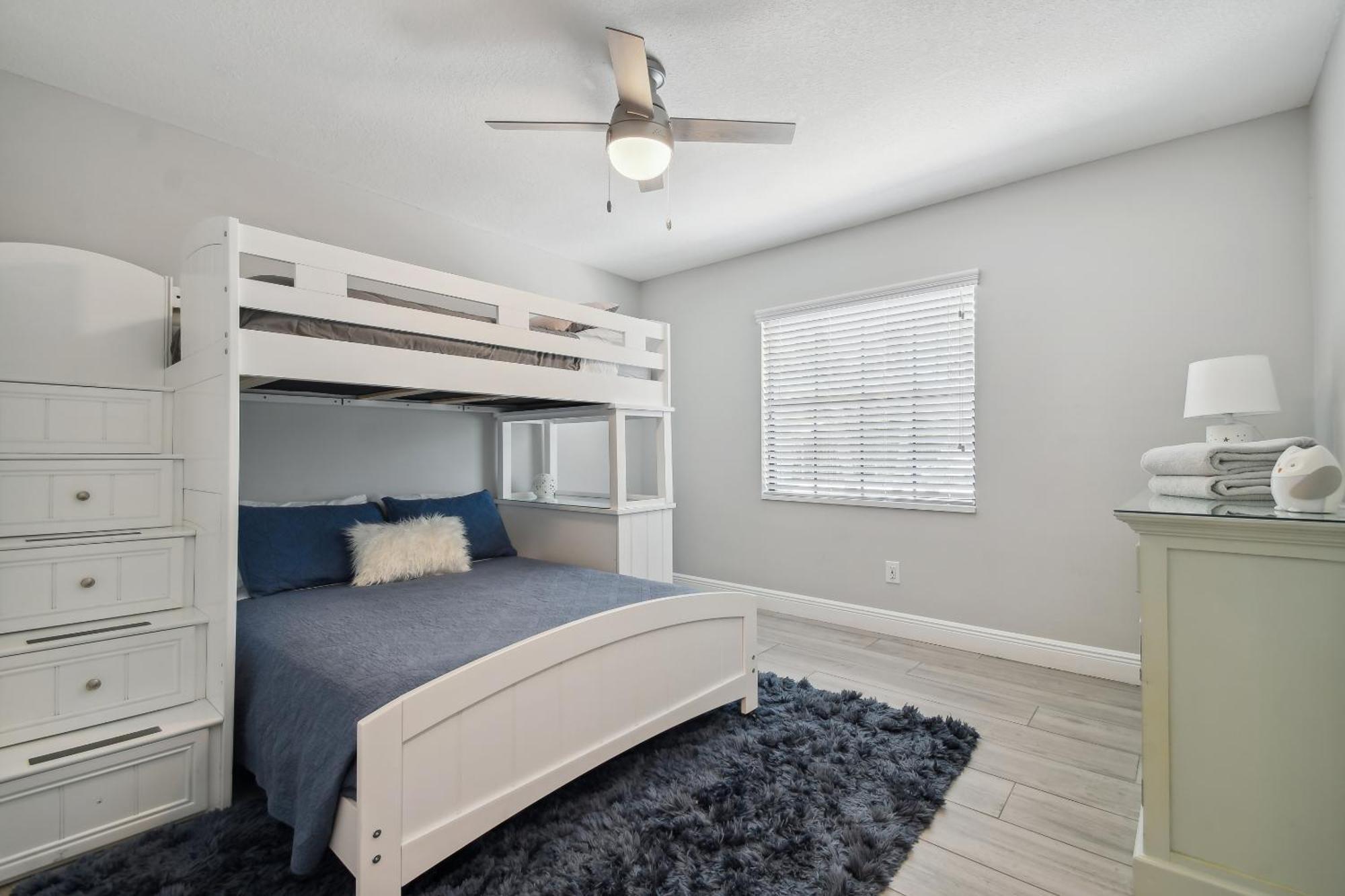 Lake House Westchase Area. Heated Pool Waterfront! Tampa Buitenkant foto